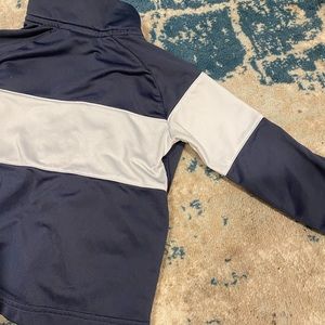 2 piece NIKE matching set.  4T